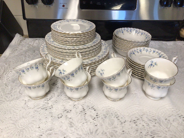 Royal Albert Fine China in Kitchen & Dining Wares in Kingston