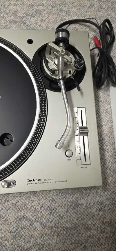 Technics Sl-1200 MK3D Turntable , View more