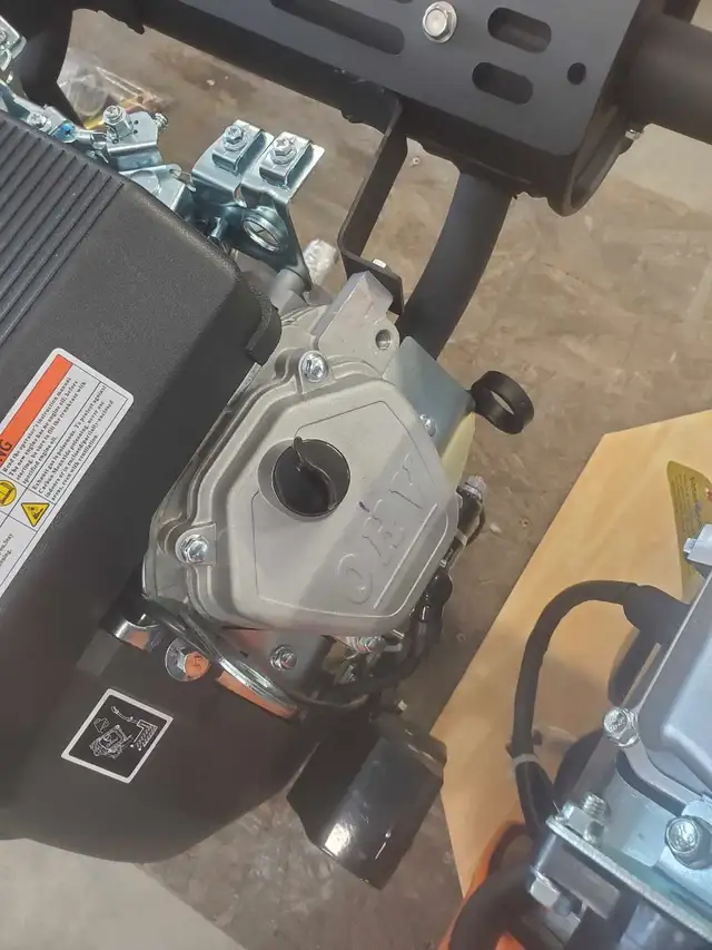 27 HP LIFAN ENGINE63008305975809123
