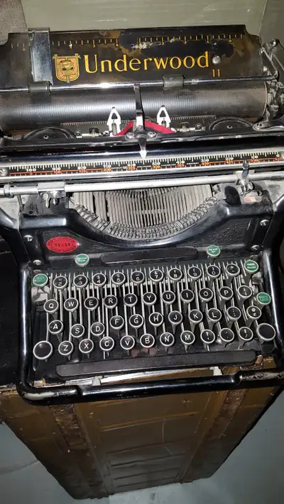 Dactylo Underwood, View more