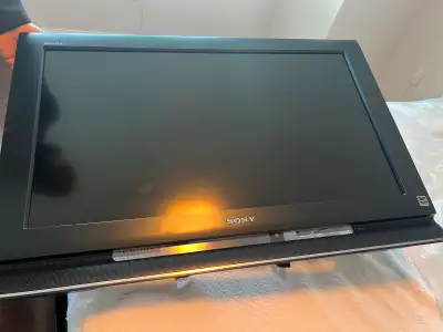 Sony Bravia 32” TV, View more