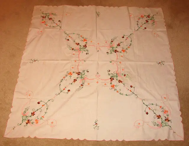 cotton embroidered tablecloth63735876671107120