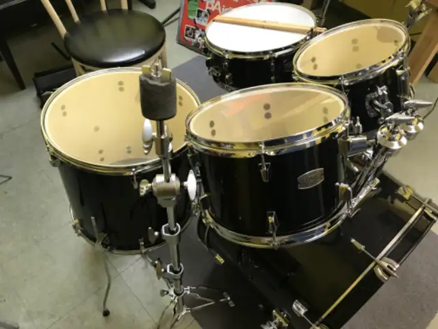 BATTERIE YAMAHA in Drums & Percussion in Drummondville - Image 3