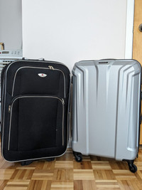 Deux valises de voyage/Two suitcases