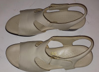 Womens SAS Leather Sandals,Tripad Comfort,size 9 1/2 M, NEW