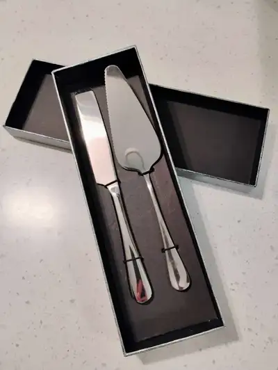Cake cutting set , View more