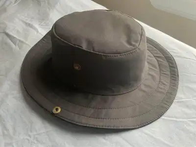 Chapeau mexicain (très grand), View more