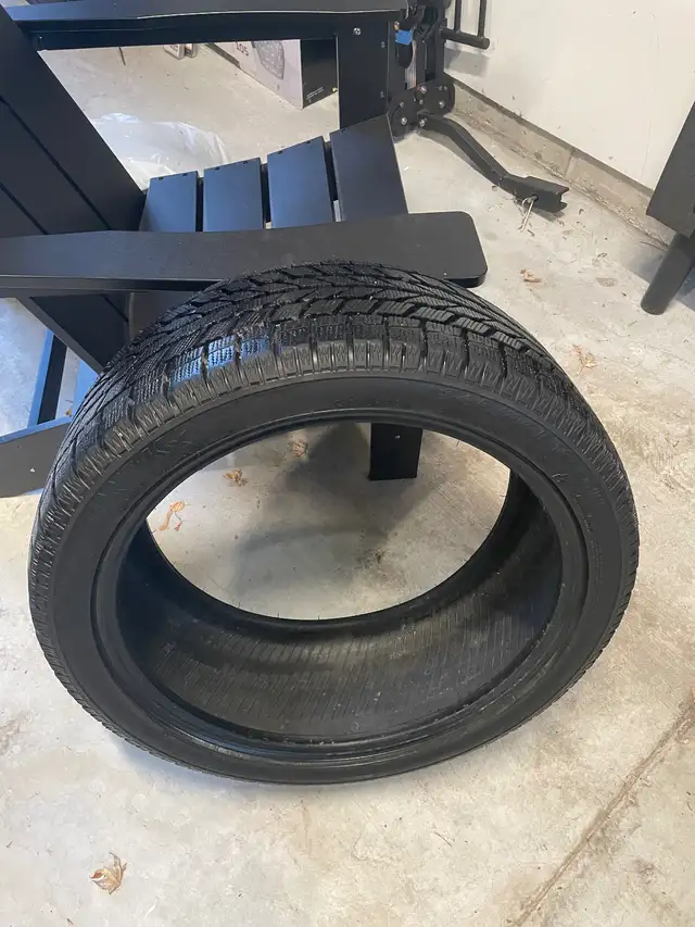 Toyo Observe Run Flat Winter Tires in Tires & Rims in Oshawa / Durham Region - Image 3