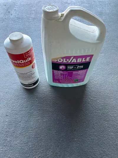 LevelQuik 1 qt. Primer + SOLVABLE TSP Concentrate, 3.78, View more