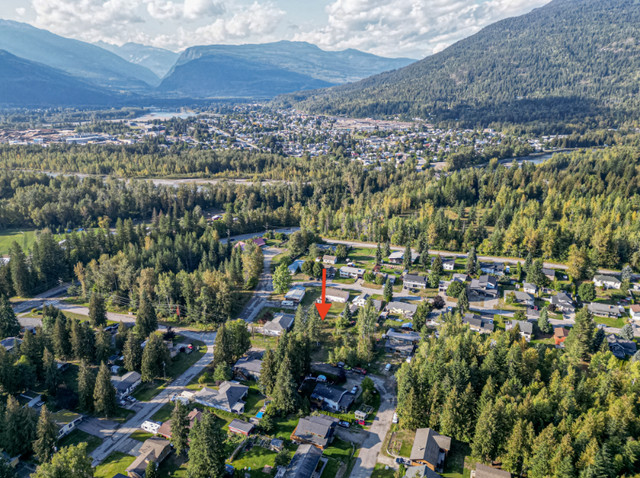 1514 Arrow Dr,  Revelstoke, BC - Building lot in Land for Sale in Revelstoke - Image 3