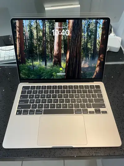 2024 MacBook Air M3 8GB 256GB 100% Battery Health, View more
