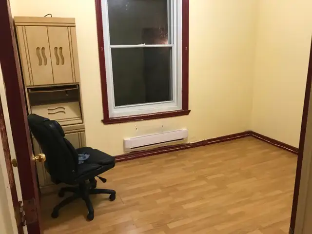 Grande chambre a louer a partir du 1er Mai