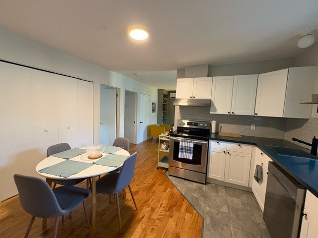Superbe 4 ½ meublé « Tout inclus » – Saint-Roch (1 500 $/mois) — photo 3