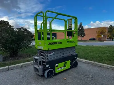 Brand/model: Zoomlion ZS1930AC Hours: 0 Working height: 25′ Platform height: 19′ Drive type: 2WD Pow...