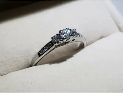 Engagement/Wedding band Set, View more