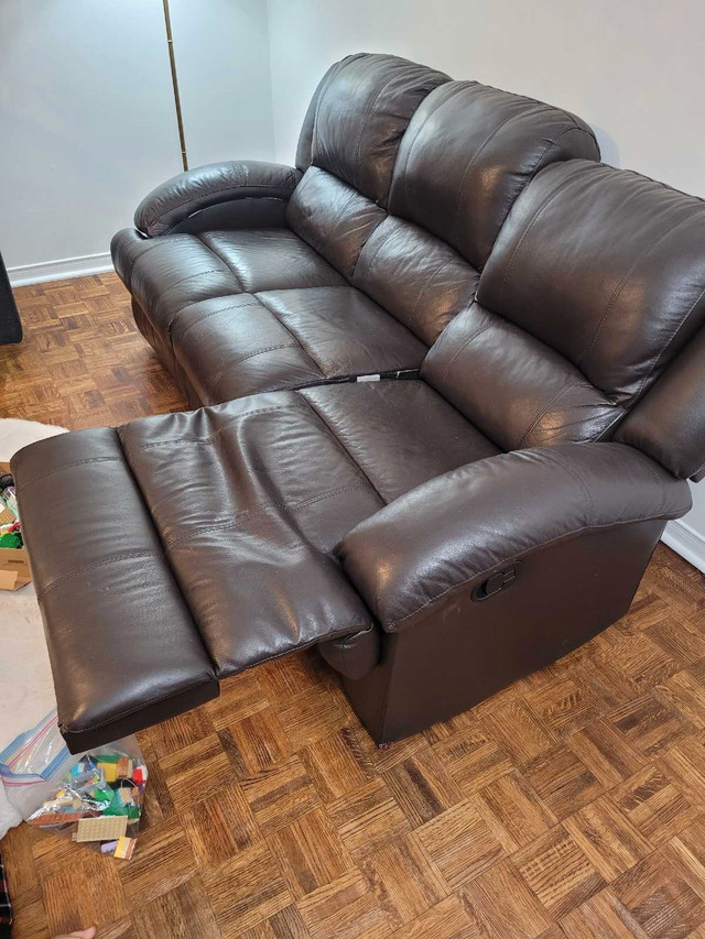 Reclining Sofa in Couches & Futons in Markham / York Region - Image 2