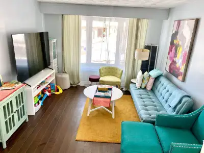 ✨ Single Room for Rent – Country Hills, Kitchener ✨ Looking for a clean, safe, and convenient place...