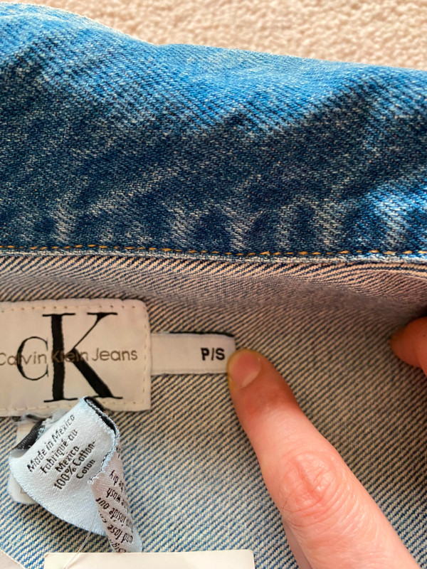 Selling Calvin Klein jean jacket - Brand new - Small size in Kids & Youth in St. Albert - Image 4