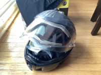 Ski-Doo, Bombardier, BRP Snowmobile helmet w/electric shield