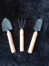 Assorted Mini Garden Tools - 6 Inches