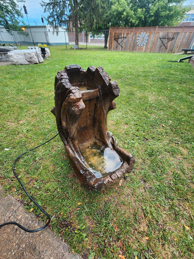 2 Foot Electric Concrete Garden Water Fountain  in Outdoor Décor in St. Catharines - Image 3