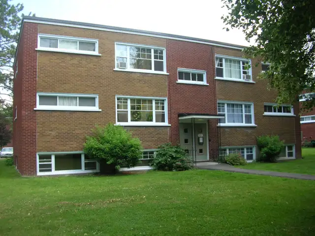 Renovated 1 Bdrm - Riverview Estates (Trainyards) SEP 1 - $1500