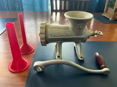 Manual meat grinder / attachments, View more