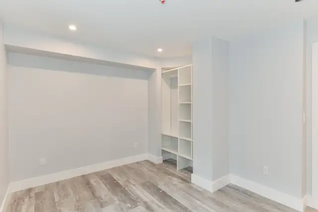 2 Bedroom Student Rental in Long Term Rentals in Kitchener / Waterloo - Image 8