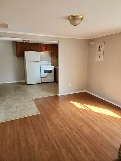 2bed 1bath 2nd floor apt in Welland for rent