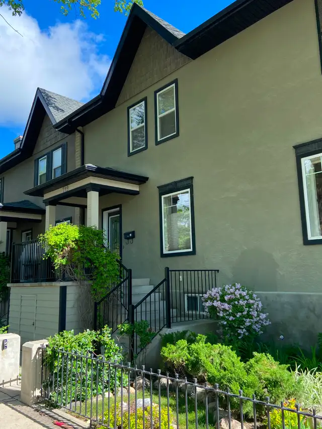 Cozy Nutana Townhouse