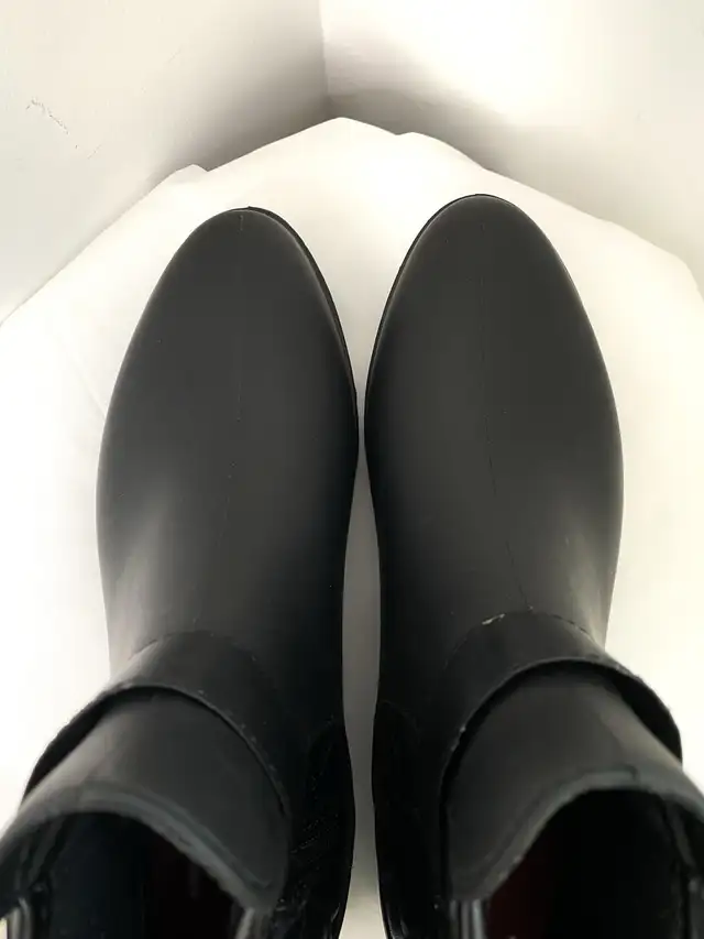 Women’s Boots  in Women's - Shoes in Kitchener / Waterloo - Image 5