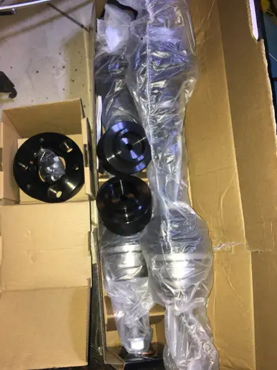 3" Front and 2" Rear Leveling $130 for the 2 sets Extended Travel CV Axels $450 for the pair Lift Ki...