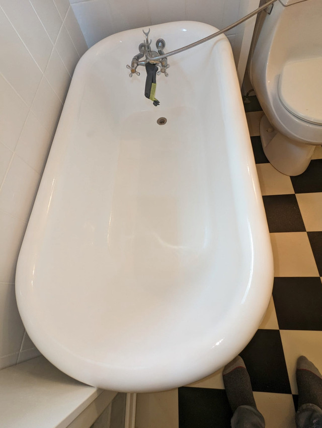 Bathtub Reglazing and Repair Renovations, General Contracting