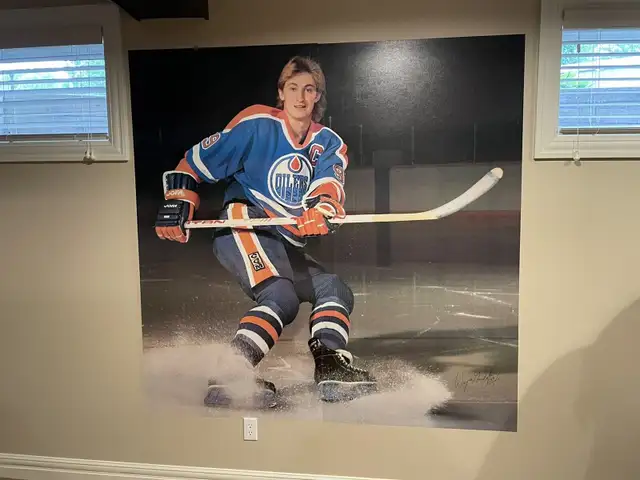 Wayne Gretzky original wall skin 6’x6’628643652430111211
