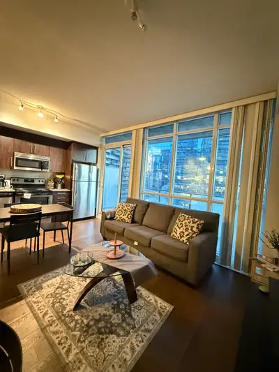 Short-Term Condo Rental | Downtown Toronto Available from February to April (2 months) Fully furnish...