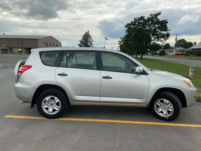 2012 RAV4482652612073902082