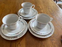 Cup & saucer set 