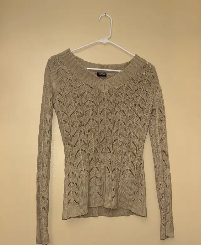 B.U.M. Equipment Vintage Beige Knit Sweater