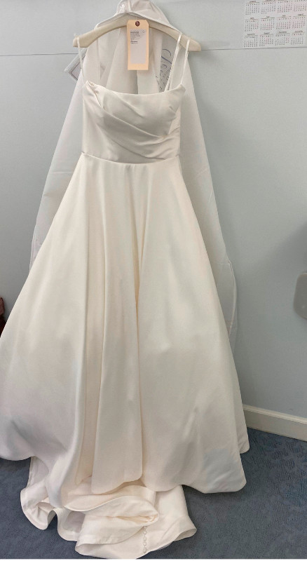 Wedding dress/ robe de mariée dans Mariage  à Laval/Rive Nord - Image 3