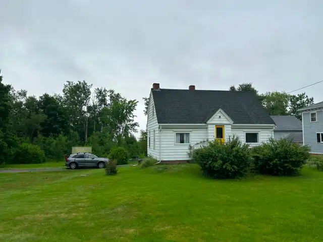 3 bedroom house Wolfville, N.S