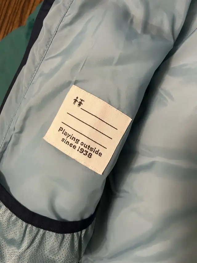 Columbia Jacket in Kids & Youth in Ottawa - Image 6