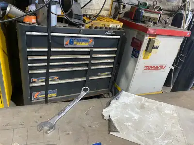 maximum toolbox, View more