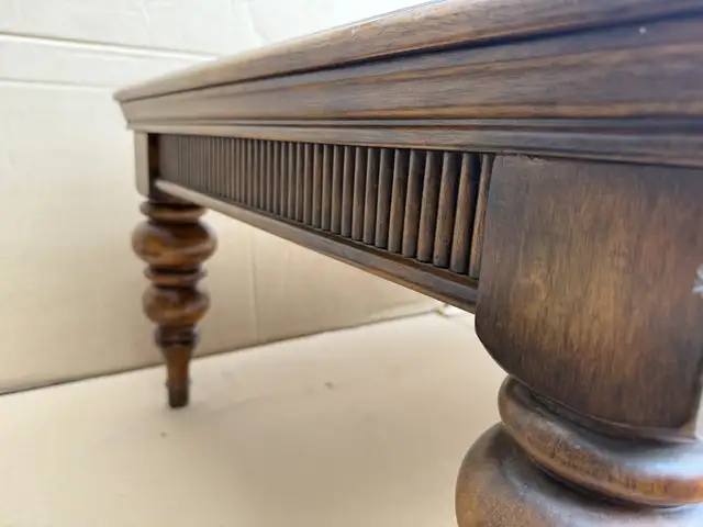 Coffee Table with Glass Top (solid wood) in Coffee Tables in Markham / York Region - Image 3