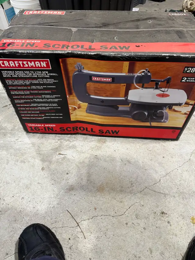 Craftsman scroll saw in Power Tools in Muskoka - Image 2