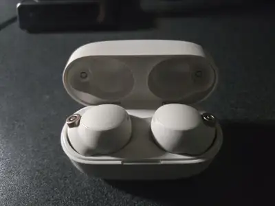 Ecouteur sans-fil Sony WF-1000XM4, View more