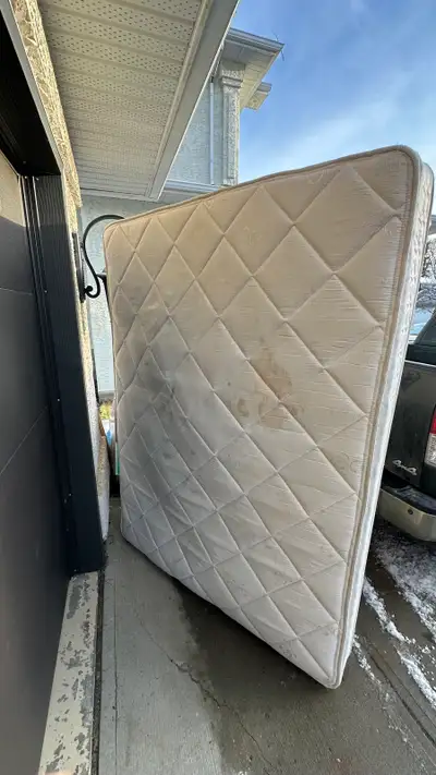 Queen size mattress - Call only, not active in the chat here!, View more