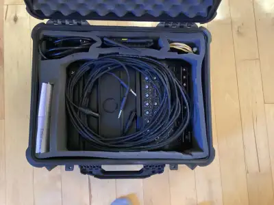 Mackie DL1608 Mixer, View more