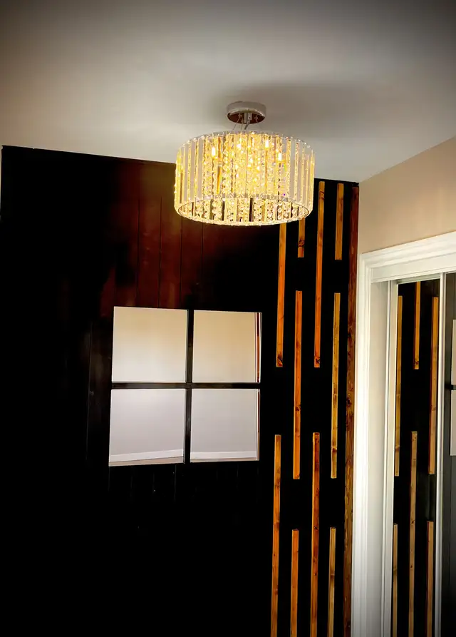 cristal & chrome chandelier Light fixture ceiling luminaire  in Indoor Lighting & Fans in Laval / North Shore - Image 3