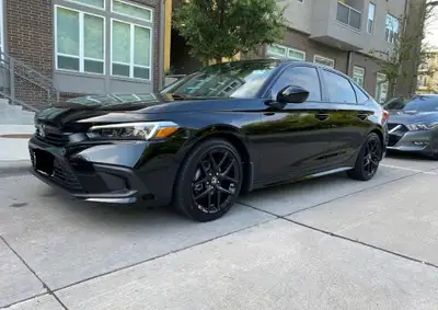 Selling my 2024 Honda Civic Sport in excellent condition like new condition low km has upgraded inte...