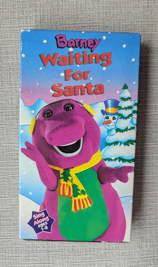 Barney Waiting For Santa VHS Tape in CDs, DVDs & Blu-ray in City of Toronto - Image 2